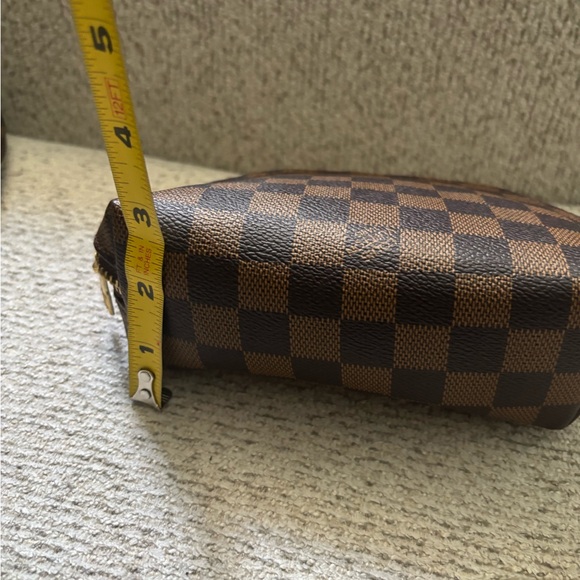 Checkered Brown Cosmetic *Fashion Pouches - Picture 14 of 17